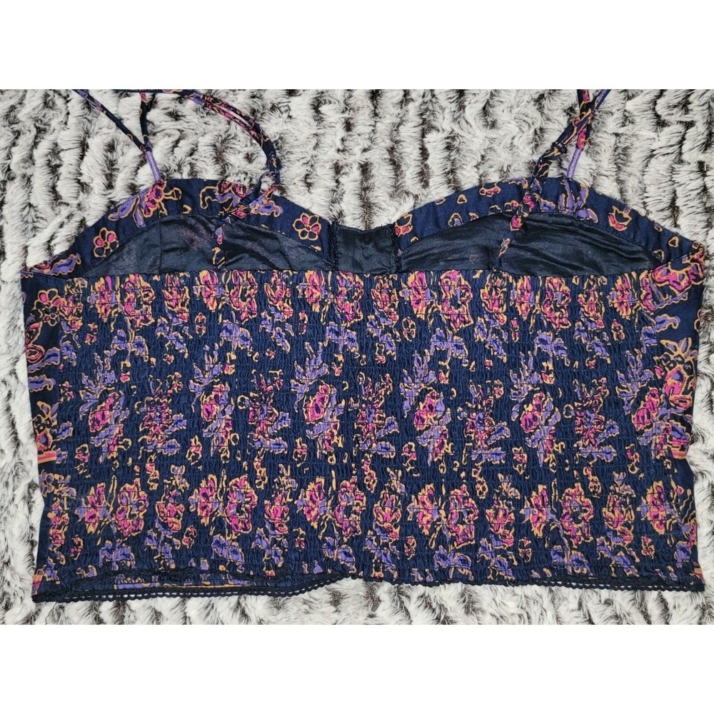 American Eagle Outfitters Smocked Crop Top Floral Print Blue Pink XL TG - Picture 3 of 8